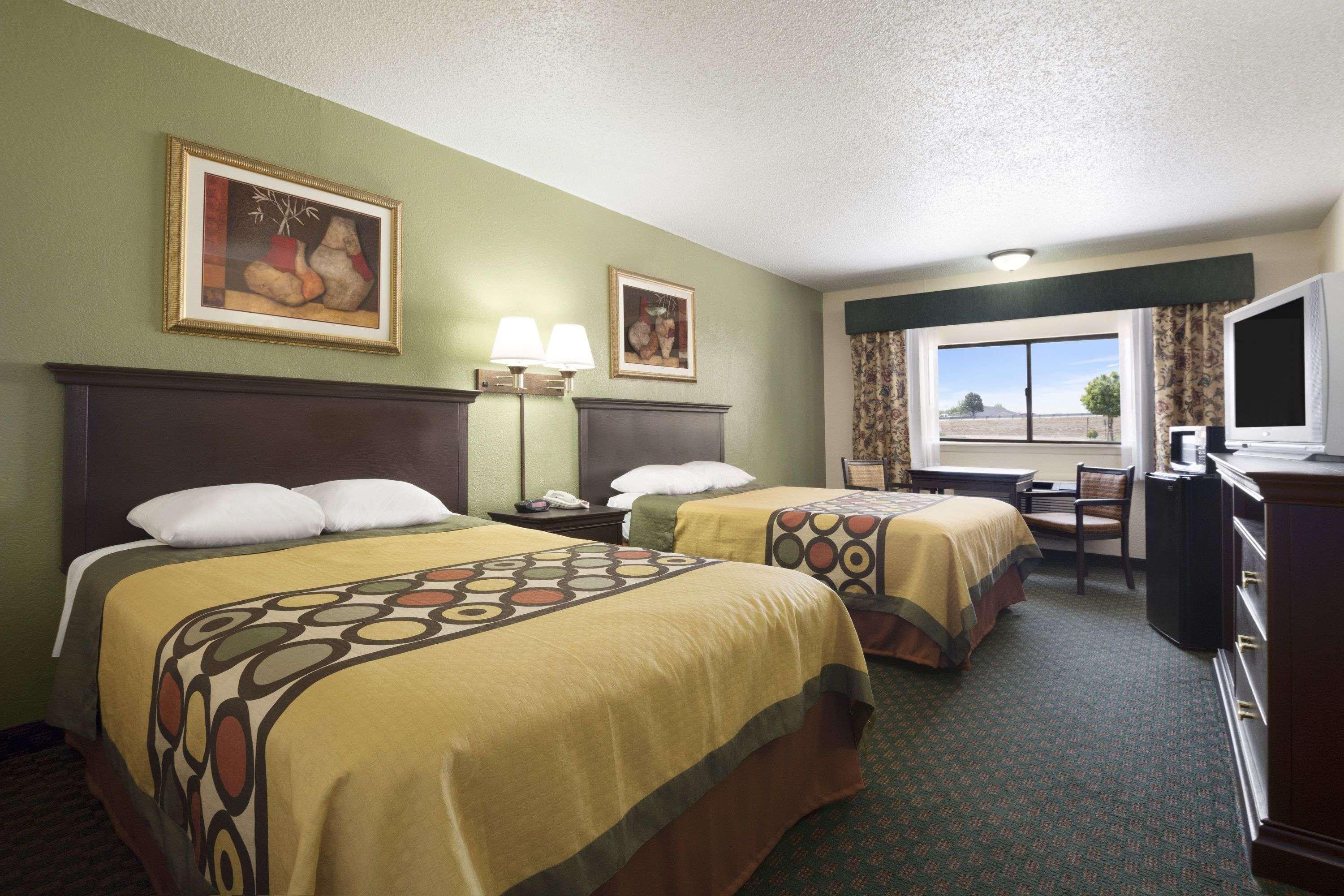 Super 8 By Wyndham Amarillo Central Tx Exterior photo
