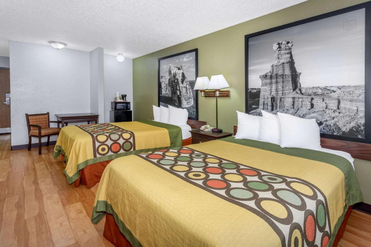 Super 8 By Wyndham Amarillo Central Tx Exterior photo